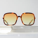 Ribotti Remake Little Miss unisex sunglasses - oversized square tortoiseshell frame, gradient tinted lenses, retro 90s chic style