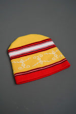 Tuque jaune et rouge