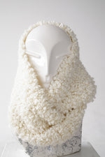 Foulard en frou frou blanc tube