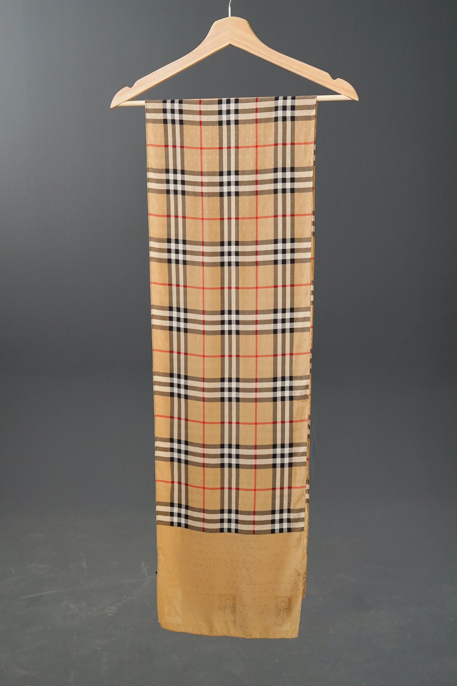 Foulard rectangle en soie vintage Burberry's silk scarf