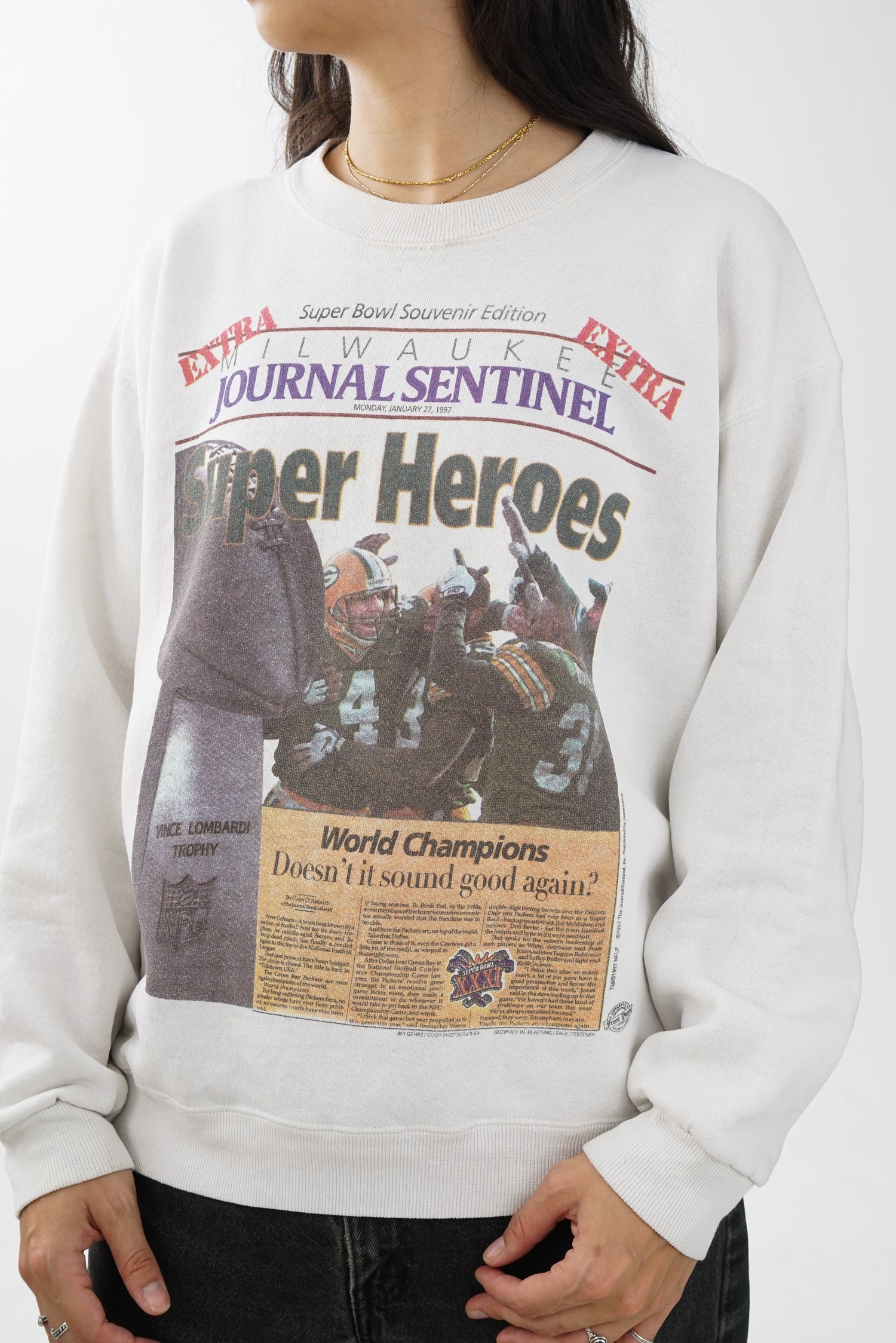 NFL 1997 vintage sweater size M