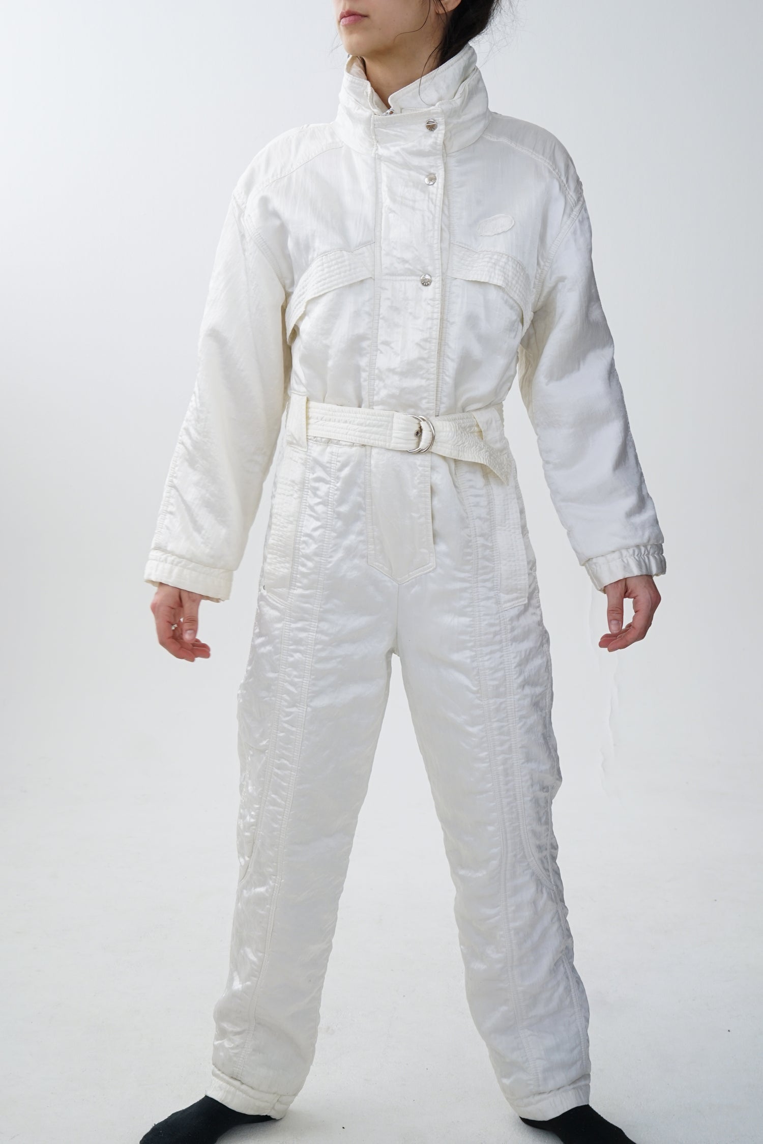 One piece Ispo ski suit, snow suit en satin blanc pour femme taille M