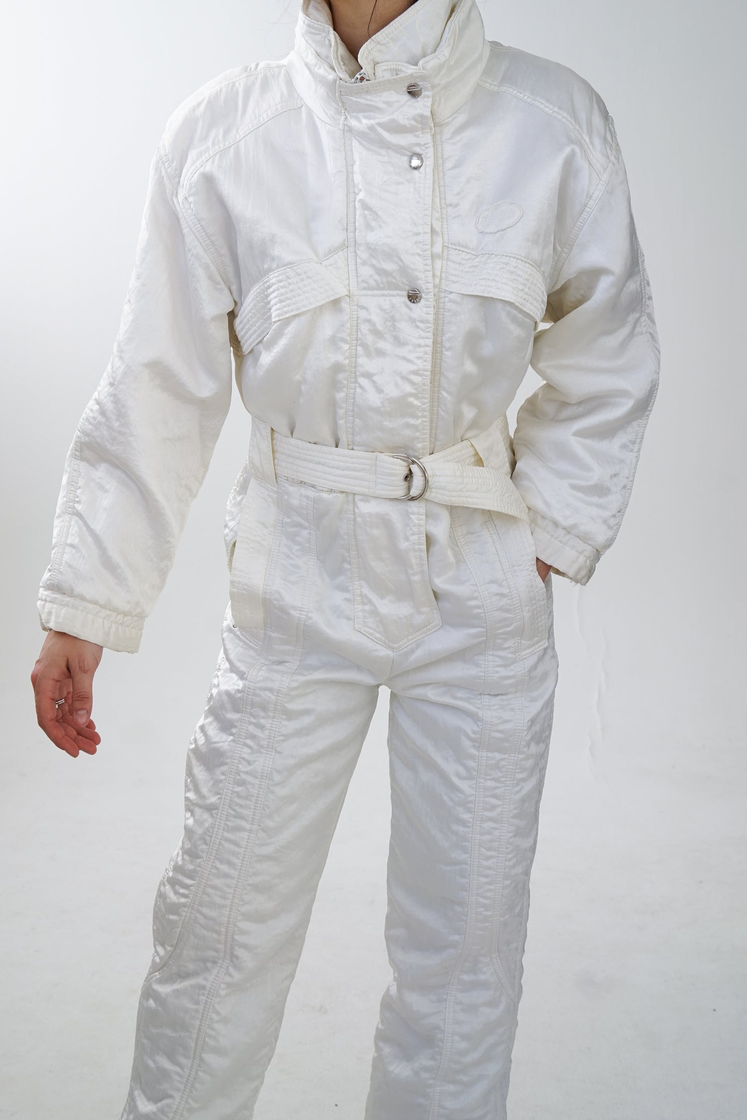 One piece Ispo ski suit, snow suit en satin blanc pour femme taille M