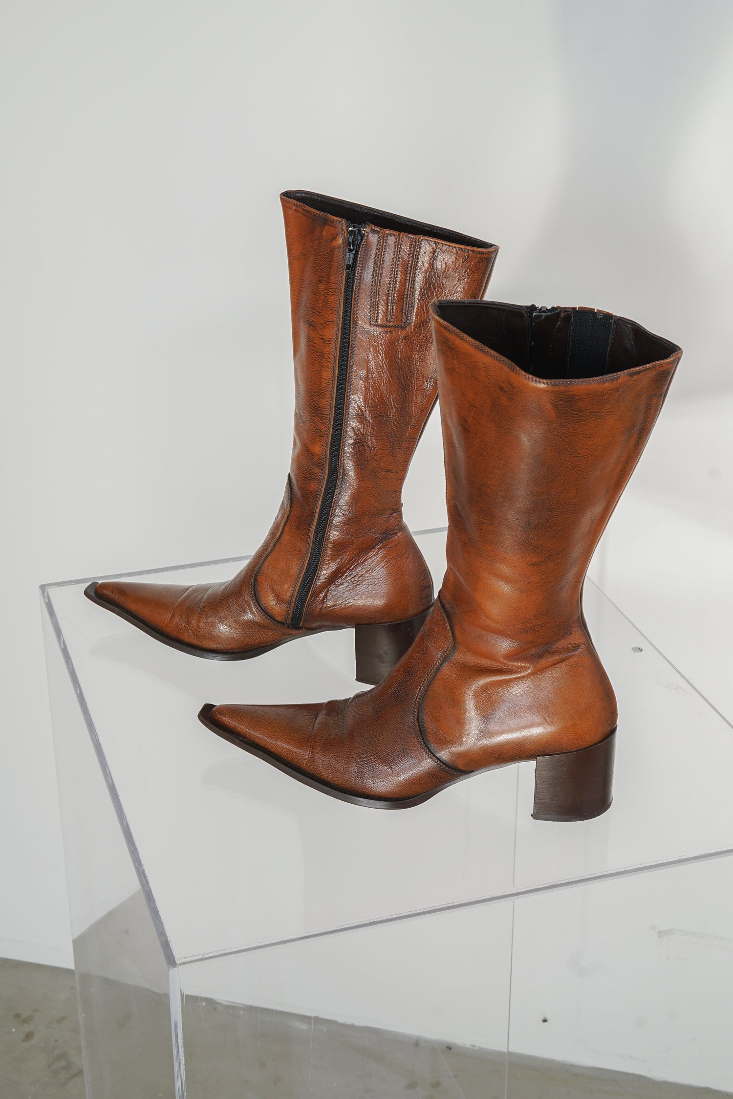 Botte brune en cuir Made in Italy taille 37 pour femme