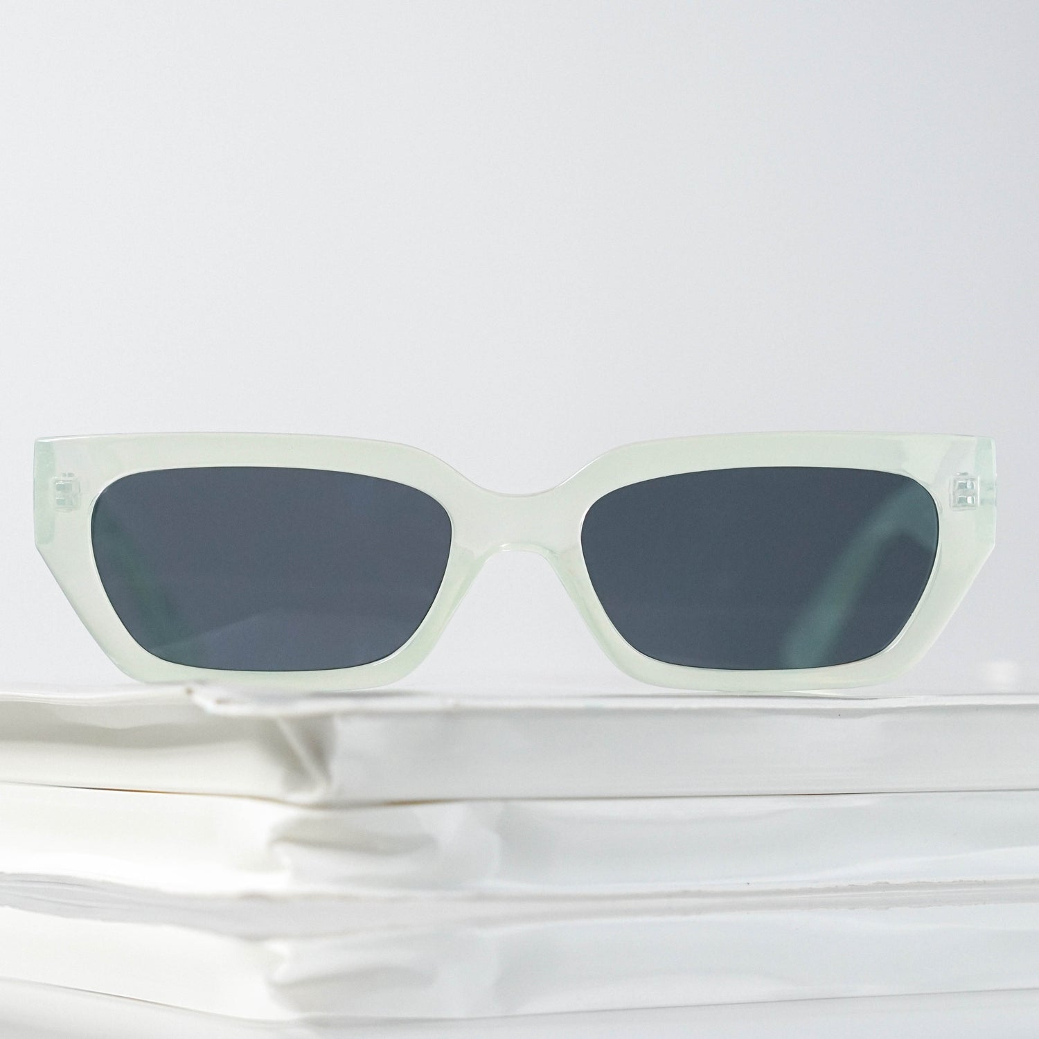 Sample 5537 - Recycled plastic sunglasses