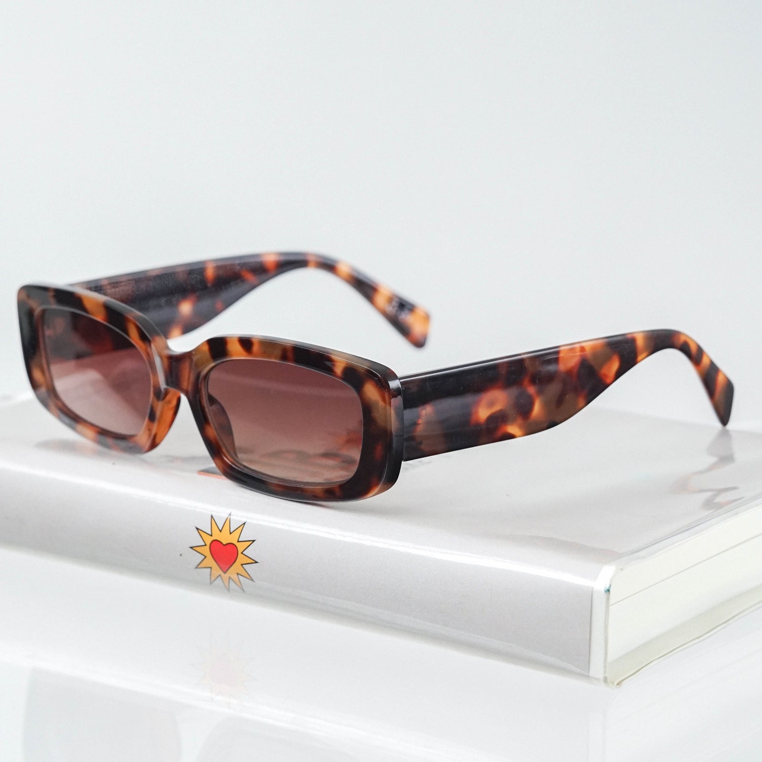 Sample 6762 - Recycled plastic sunglasses