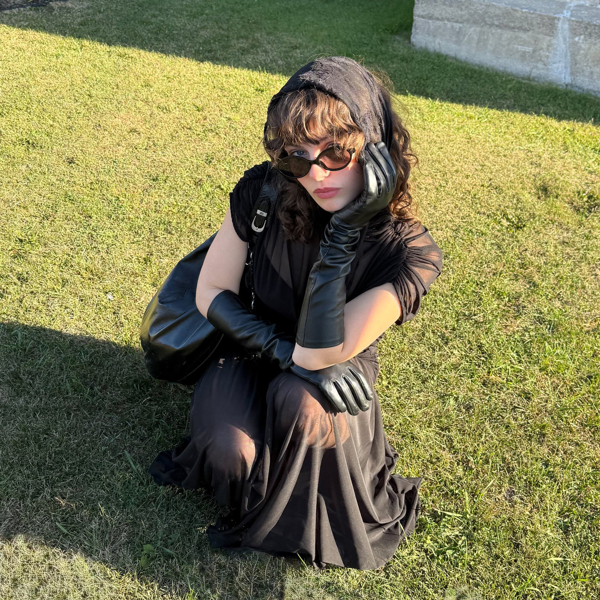 Ribotti Remake Charlie's Alex unisex sunglasses – black oval frame, black tinted lenses, slim retro 90s shape 