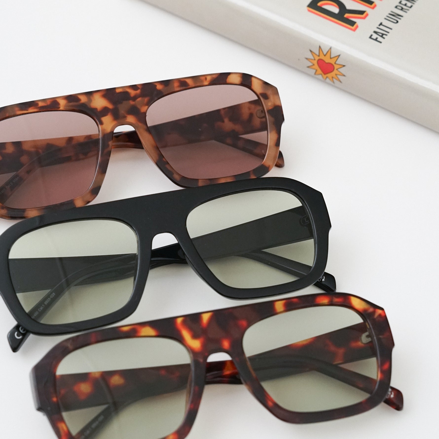 Ribotti Remake Club unisex sunglasses - oversized aviator frame, tinted lenses, retro 90s style