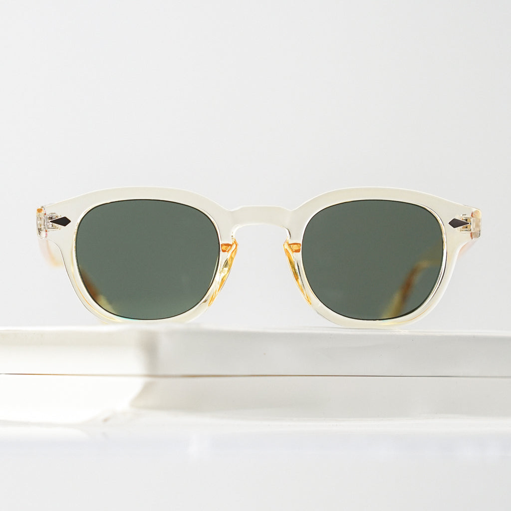 Ribotti Remake Laz unisex sunglasses - retro classic 90s style, clear round wayfarer frame, green tinted lenses 
