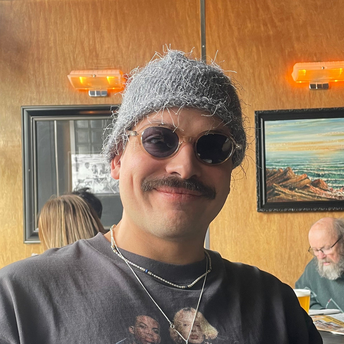 Ribotti Remake Léon Lepro unisex sunglasses - timeless minimalist 90s style, round clear frame, blue tinted lenses 