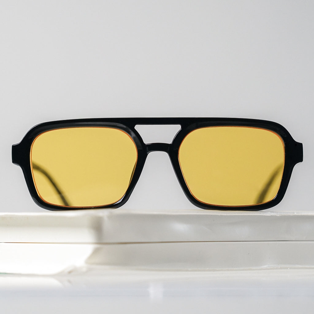 Ribotti Remake Pulp Vincent unisex sunglasses - retro 90s style, aviator black frame, yellow tinted lenses 