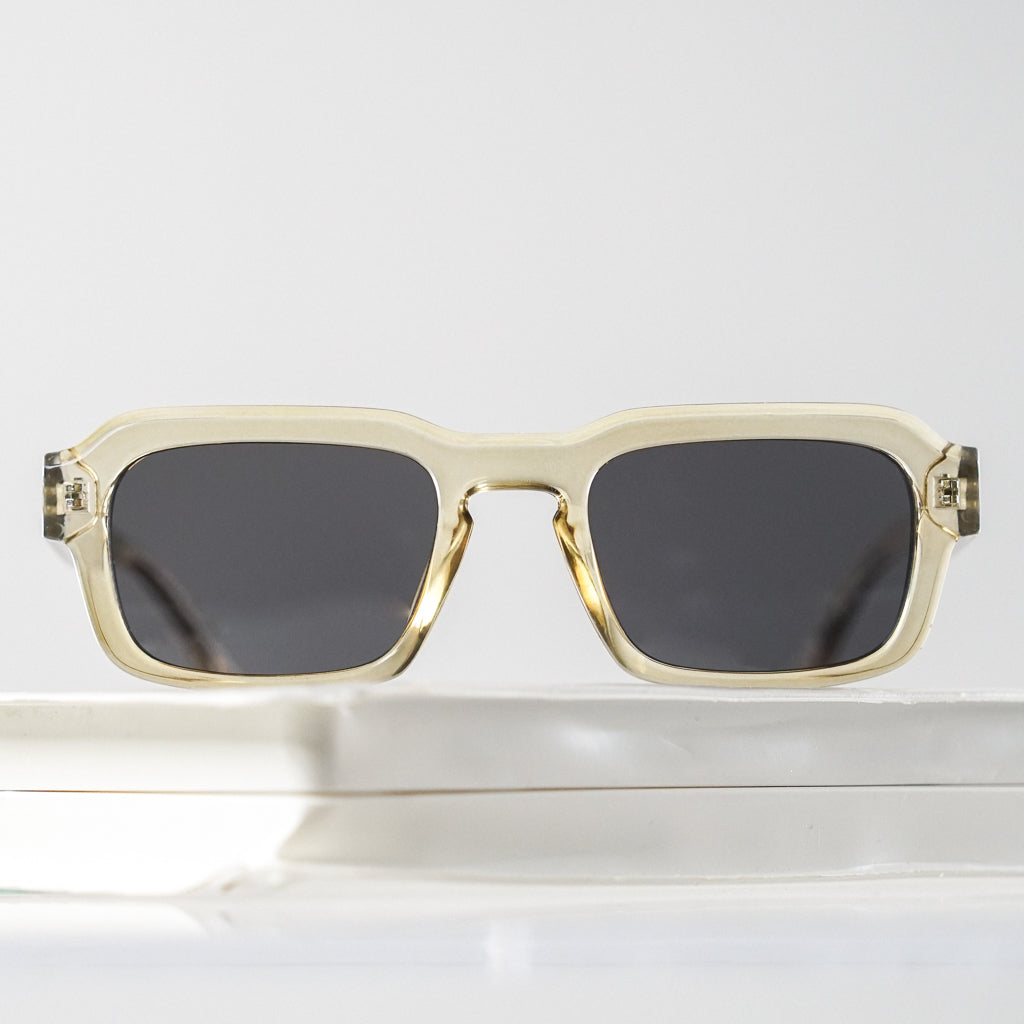 Ribotti Remake Seven Fincher unisex sunglasses - vintage 90s style, rectangular clear frame, grey tinted lenses #fincher