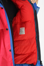 Load image into Gallery viewer, Good Earth New york manteau en duvet et Gore-tex 2 en 1 taille M

