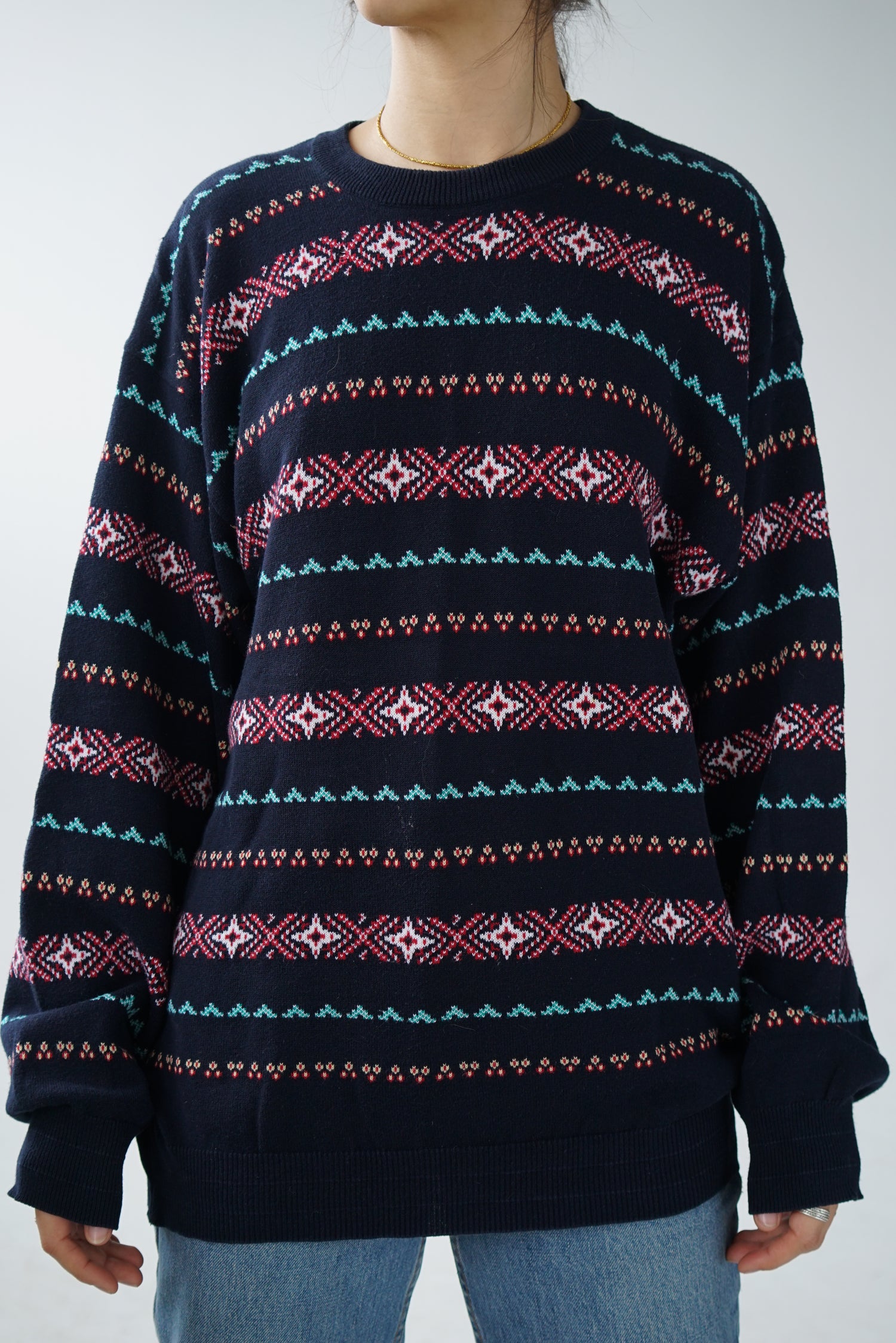 Abercrombie and Fitch M Festive Sweater for Men