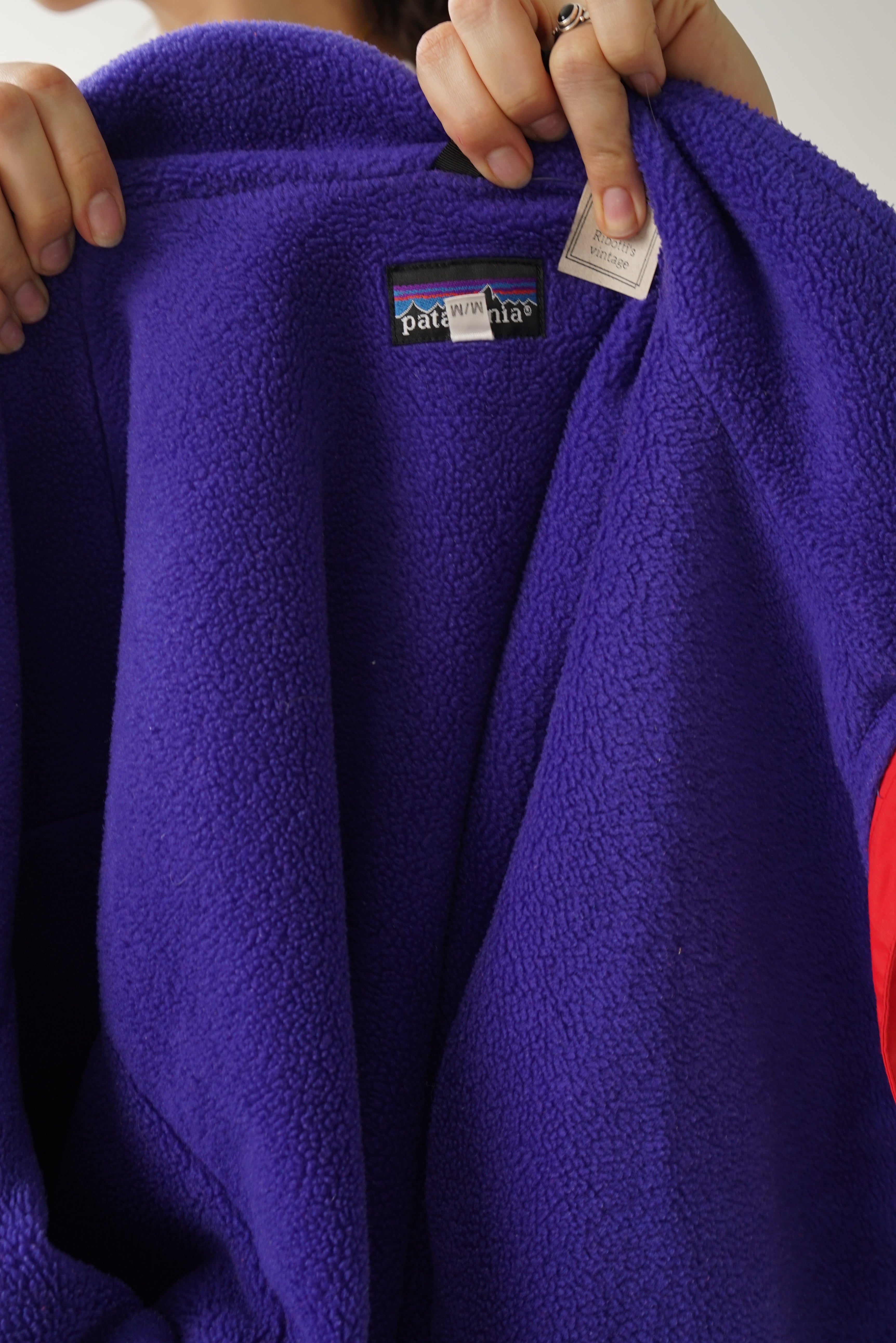 Vintage Patagonia red winter jacket with bleu/purple interior