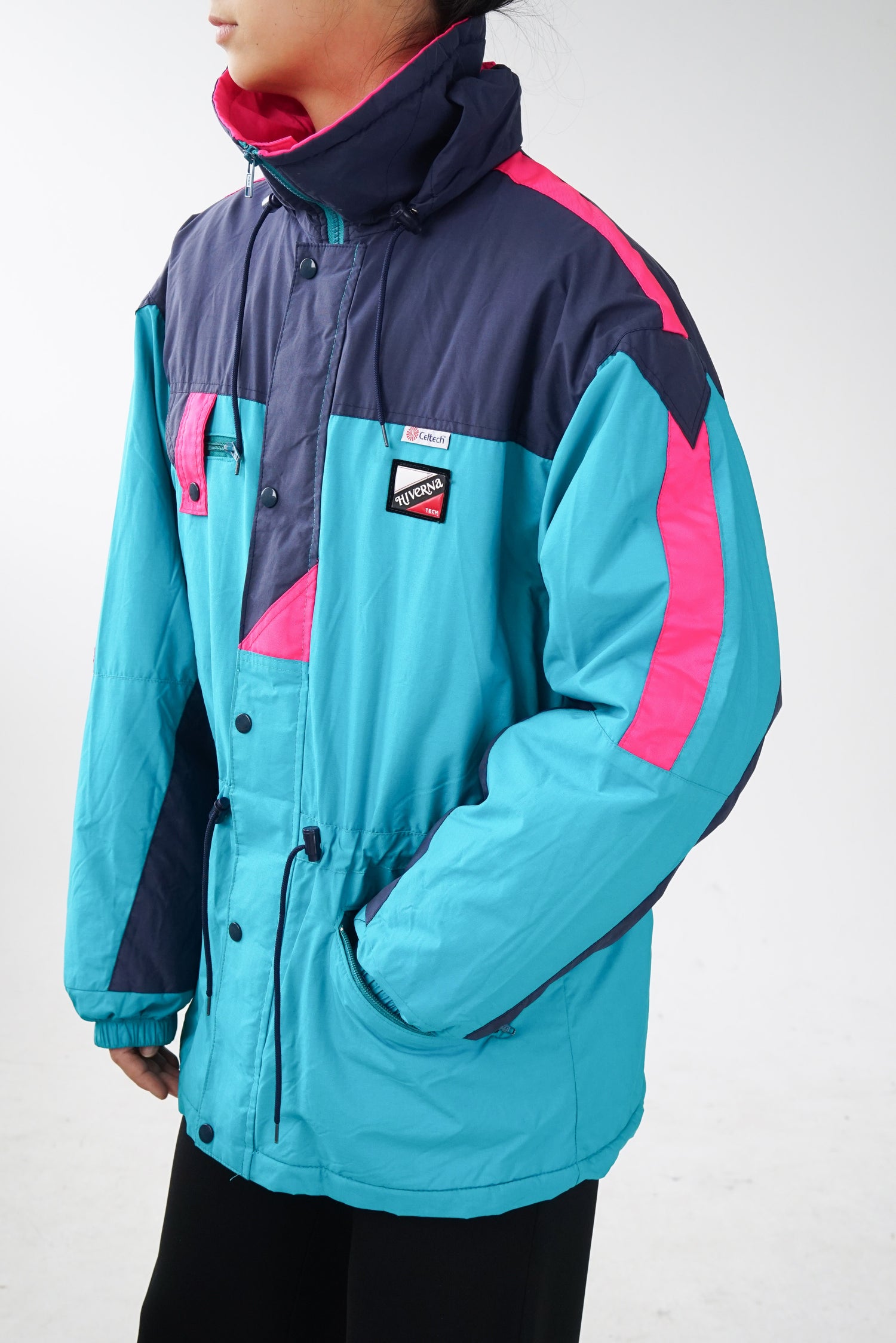 Manteau rétro hiverna turquoise et rose fluo taille 40 (S-M)