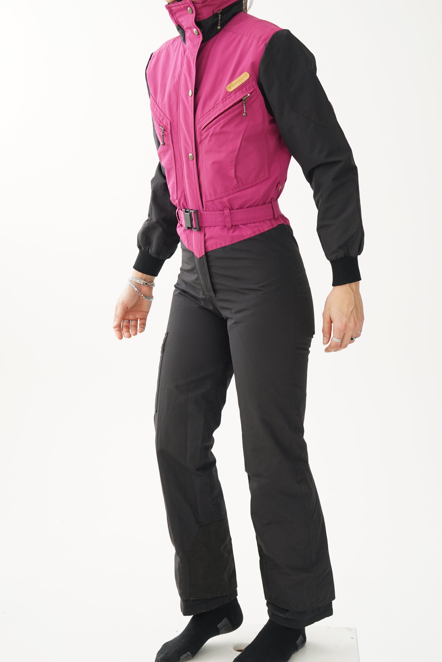 One piece Tenson ski suit, snow suit noir et rose hardshell pour femme taille 5/6 (XXS-XS)