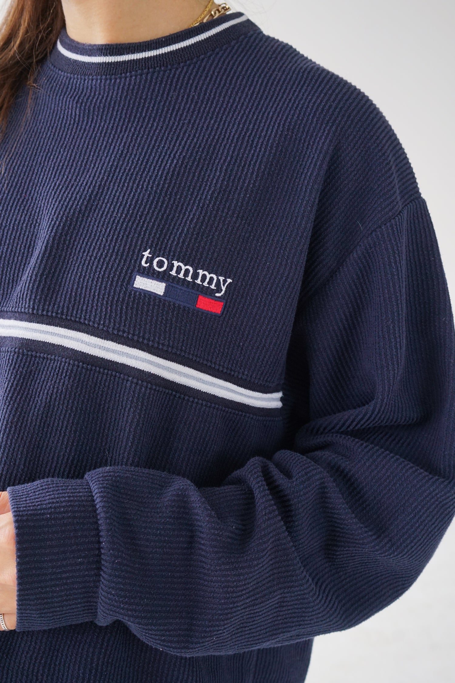 Crewneck vintage Tommy bleu foncé pour homme taille XL