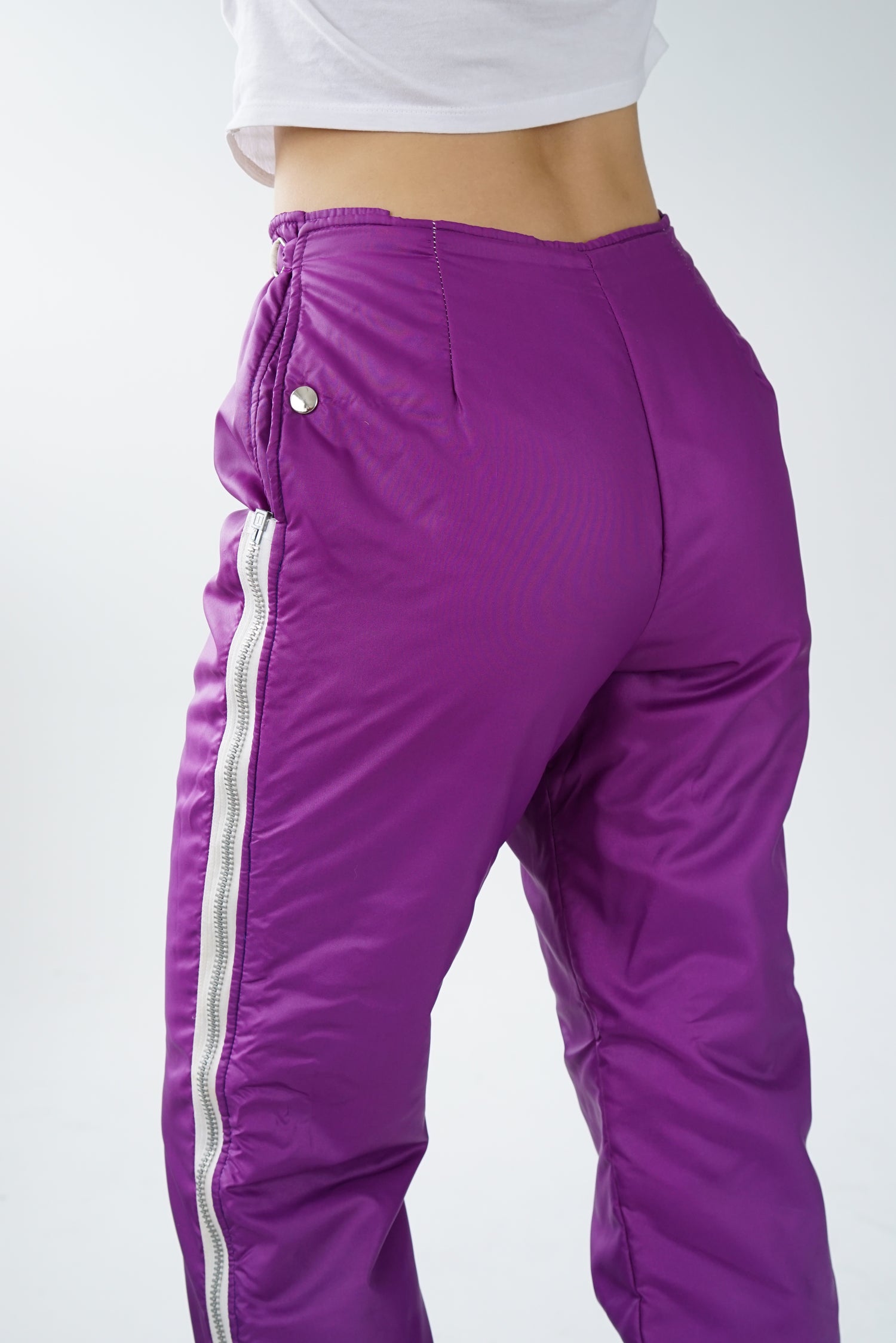 Pantalon de neige vintage 60s mauve avec gros zip pour femme taille 28