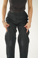 Load image into Gallery viewer, Pantalon de neige vintage La cordée noir en Gore-Tex unisexe taille 30 (S)
