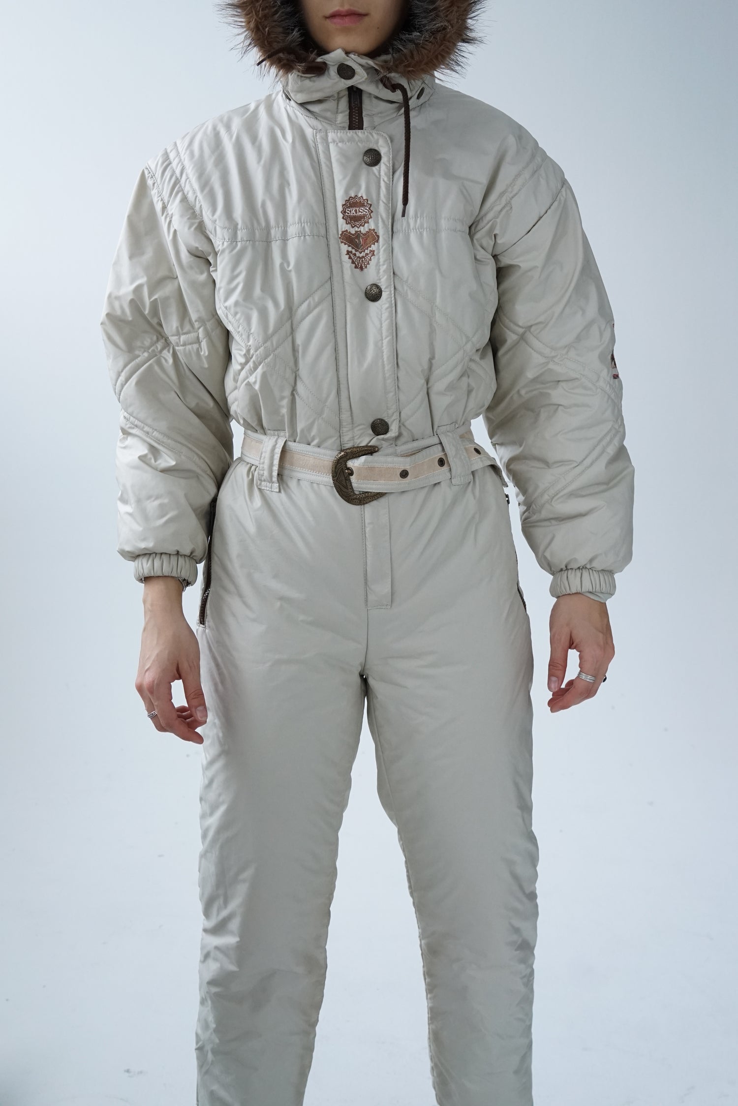 One piece vintage Made in France ski suit, snow suit beige puffy pour femme taille 40 (S)