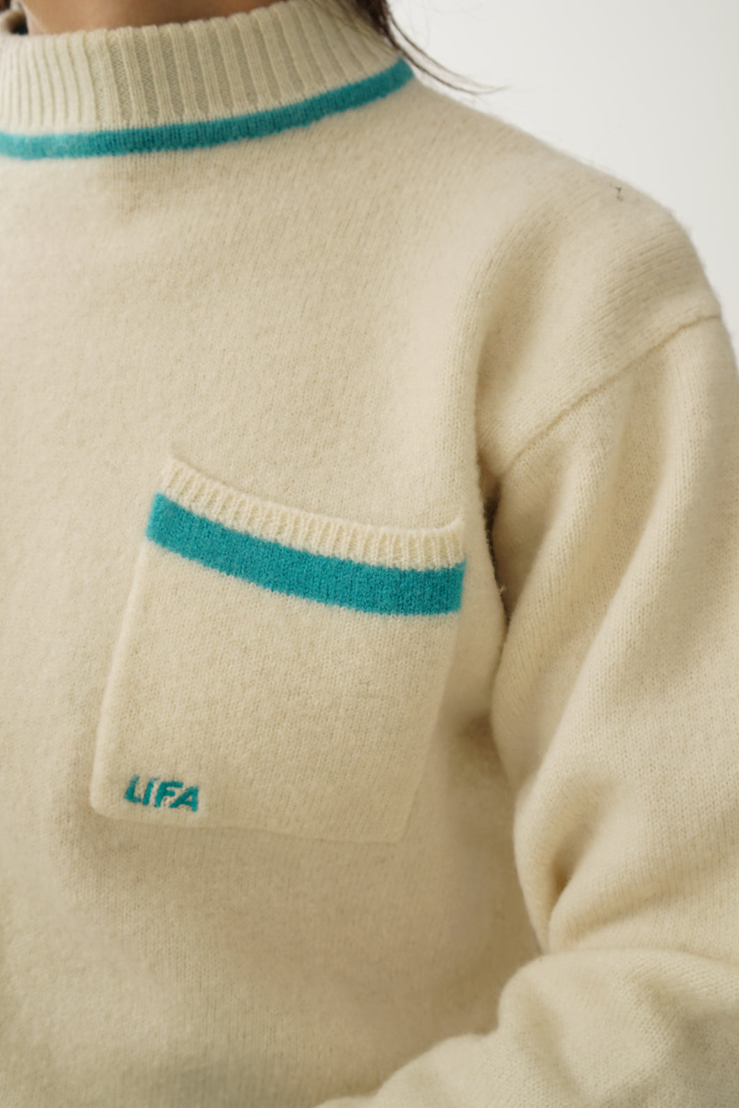 Insane LIFA pure wool vintage ski sweater in white and turquoise, like new size S