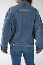 Load image into Gallery viewer, Jean jacket vintage Levis type III 70s-80s avec poches unisex taille M
