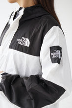 Load image into Gallery viewer, Coupe vent dead stock The North Face pour homme taille L
