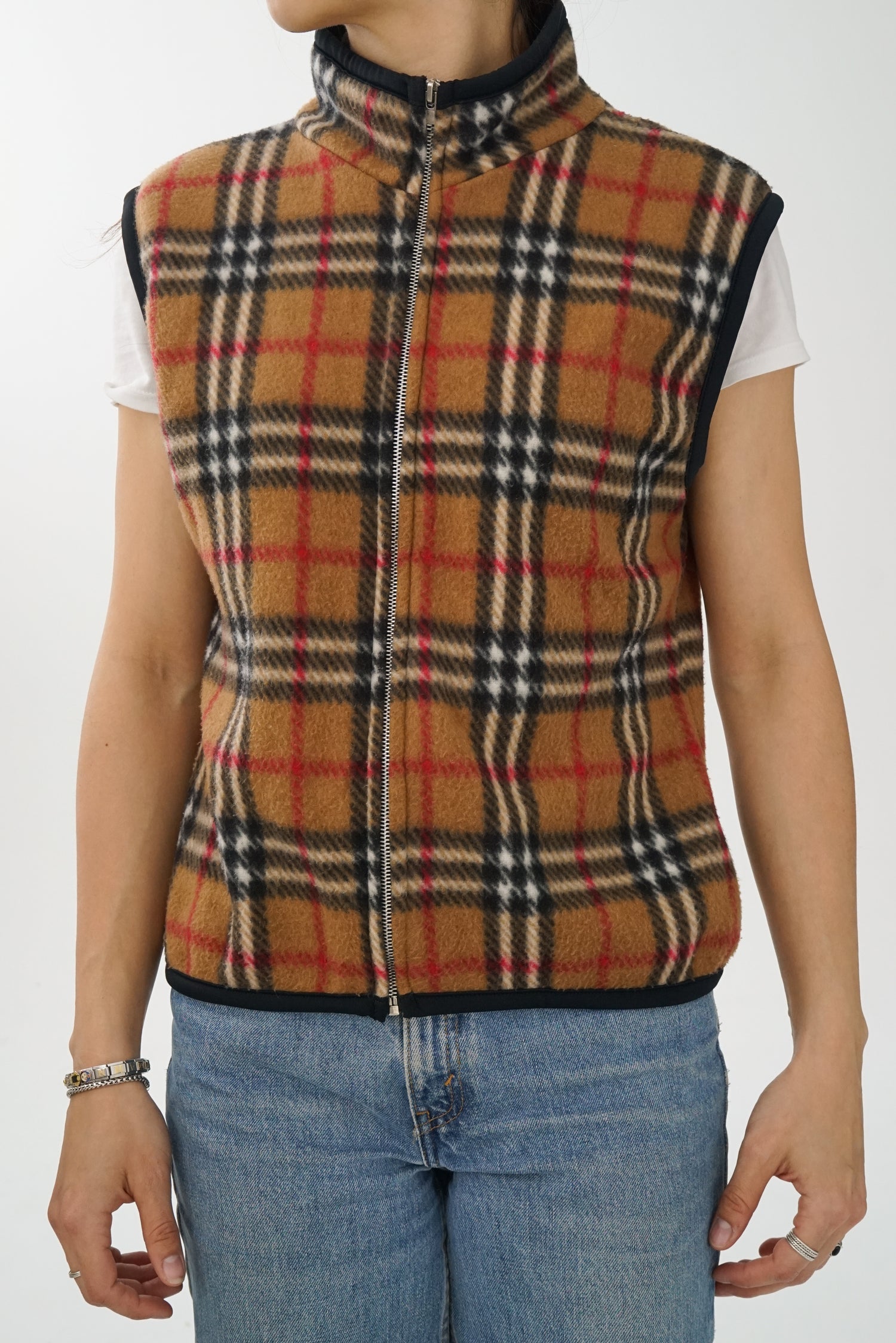 Veste sans manche en polar style Burberry Chris et Eddie taille S