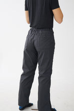 Charger l&#39;image dans la galerie, Pantalon imperméable doublé style hardshell Wetskin noir pour femme taille S
