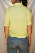 Load image into Gallery viewer, Chandail polo à manche courte vintage jaune unisex taille XS-S
