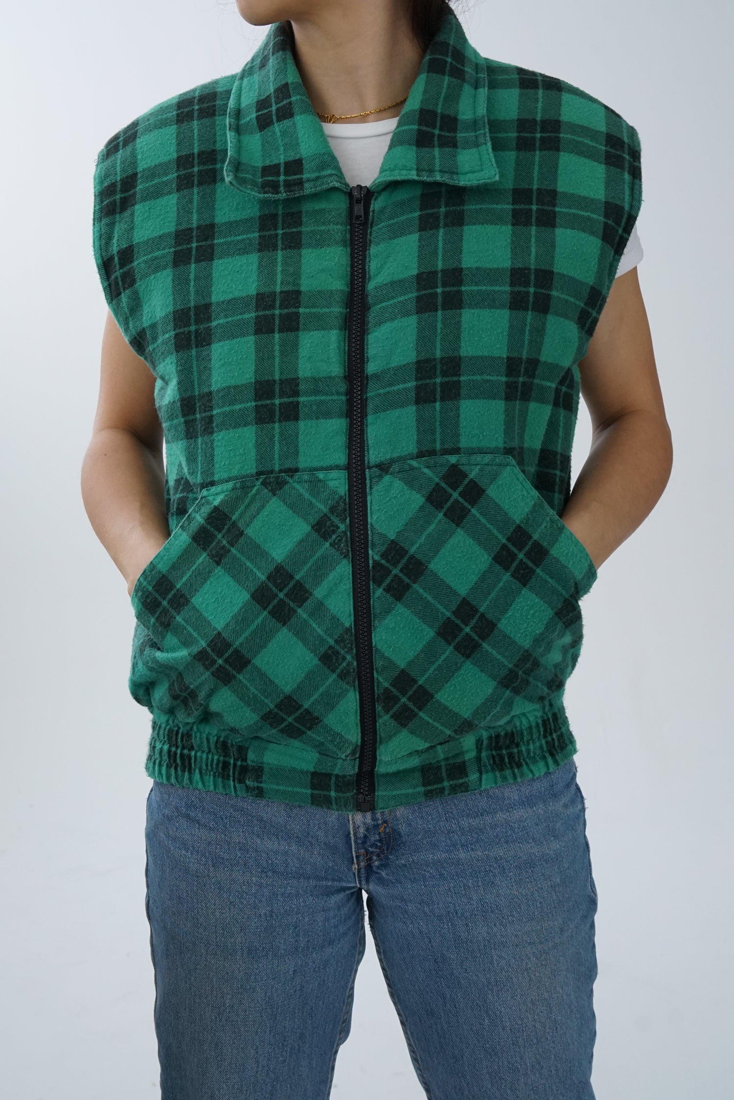 Hunter's Club green and black carrot cotton puffer vest M