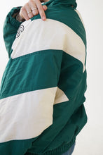 Charger l&#39;image dans la galerie, Manteau 90s Adidas vert et blanc unisexe taille L

