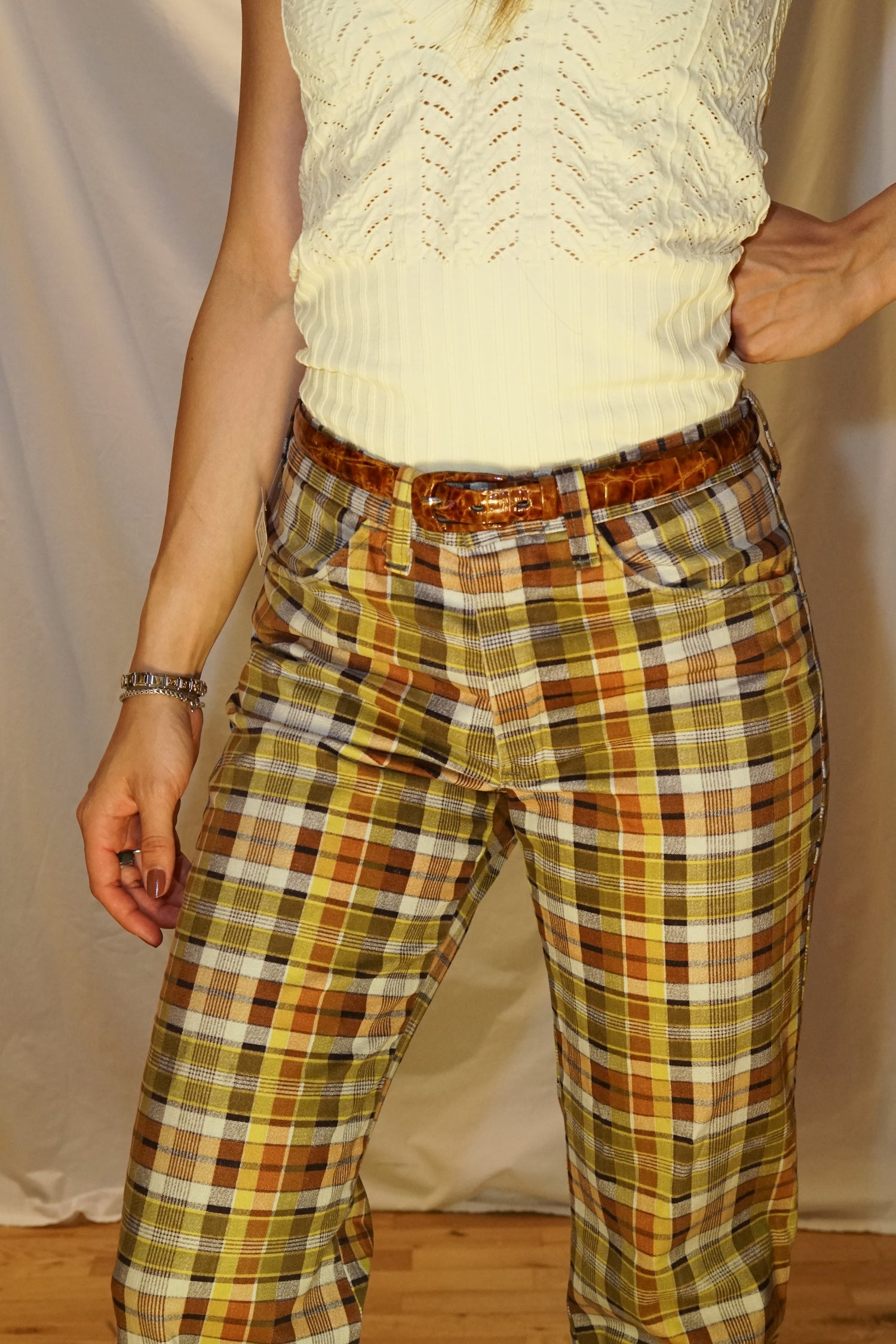 Pantalon éléphant vintage 70s 100% coton carotté jaune et brun taille 27