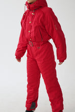 Load image into Gallery viewer, One piece vintage Descente ski suit, snow suit rouge satin pour femme taille 12 (M-L)
