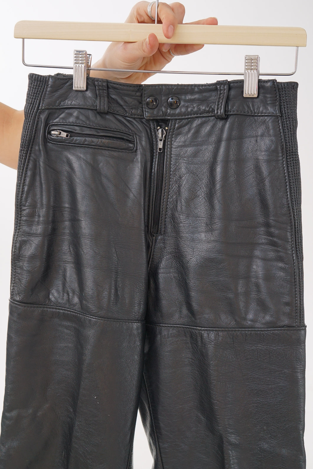 Pantalon en cuir fait au Canada Taurus pour femme taille 24 (XS)
