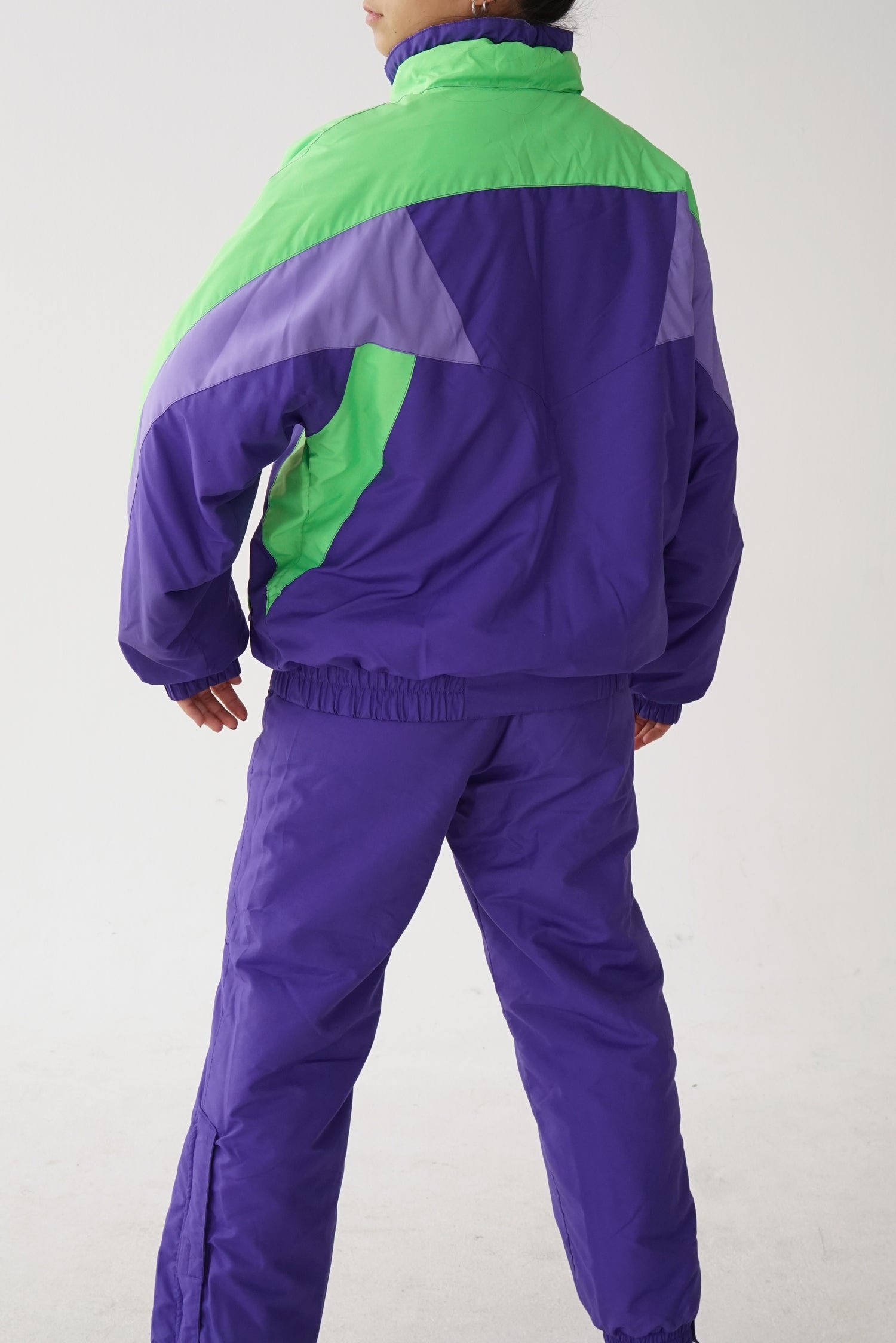 Habit de ski deux pièces Etirel, snow suit vintage mauve et vert fluo unisexe taille 12 (S)