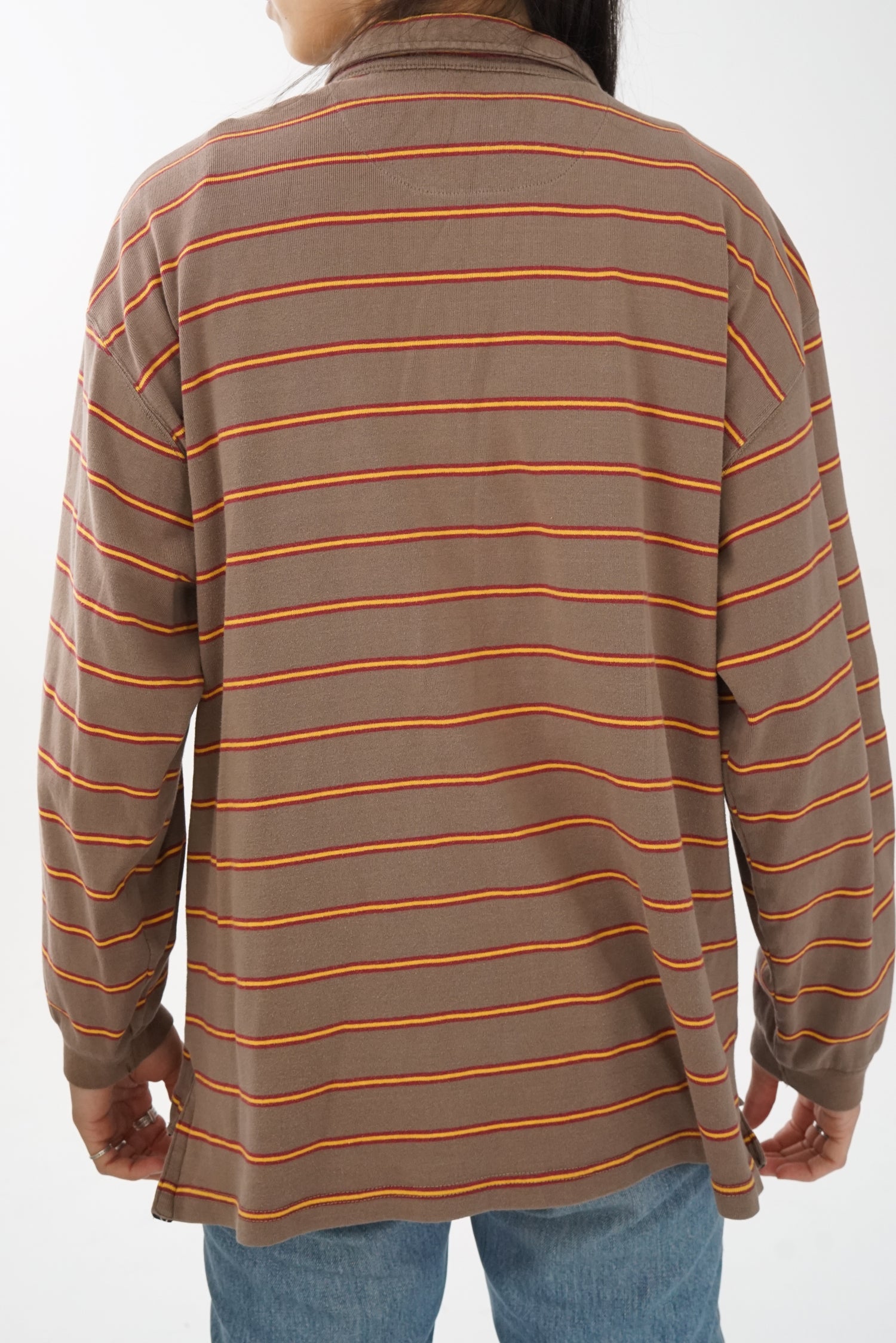 Crewneck brun lignes rouges et jaunes Ocean Pacific pour homme taille L