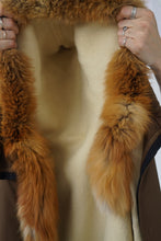 Charger l&#39;image dans la galerie, Parka Inuit en laine vintage fait à la main unisex taille M-L
