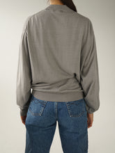 Load image into Gallery viewer, Silk and cotton gray turtleneck
