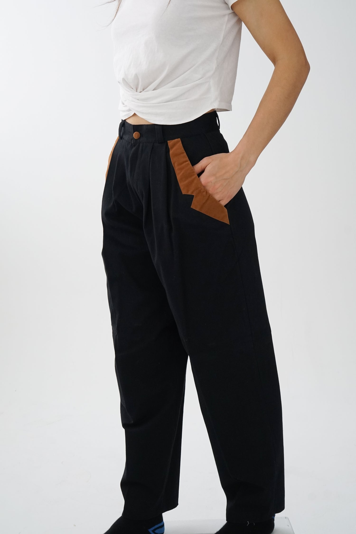 Pants classique noir vintage avec poche en suede pour femme taille 7/8(S)