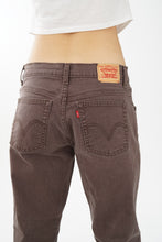 Load image into Gallery viewer, Levis 550 boot cut brun pour femme taille 12M
