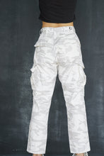 Load image into Gallery viewer, Pantalon cargo camouflage blanc unisexe XS-XXL
