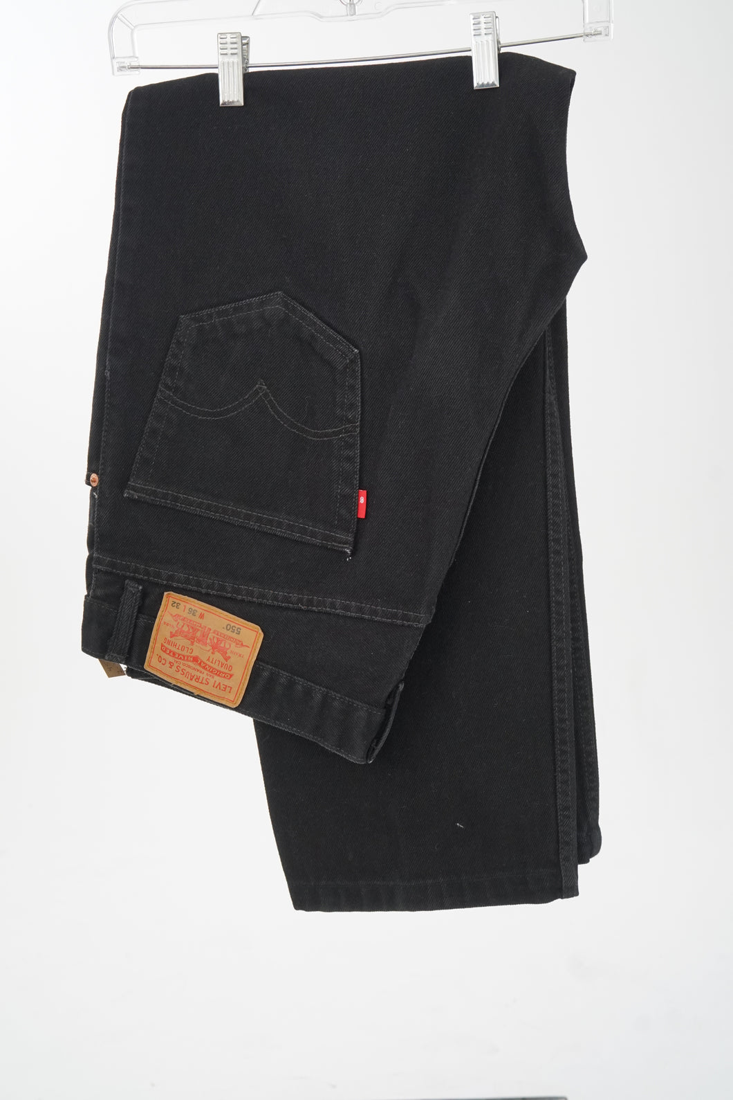 Jeans Levis noir 550 boot cut taille 36x32