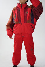 Load image into Gallery viewer, Ensemble de ski vintage Joff rouge pour homme taille 42 (haut) et taille 38 (bas)
