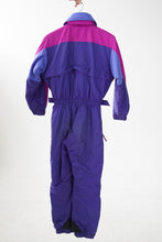 Load image into Gallery viewer, One piece retro ski suit Columbia, snow suit vintage pour enfant mauve rose taille 10/12ans

