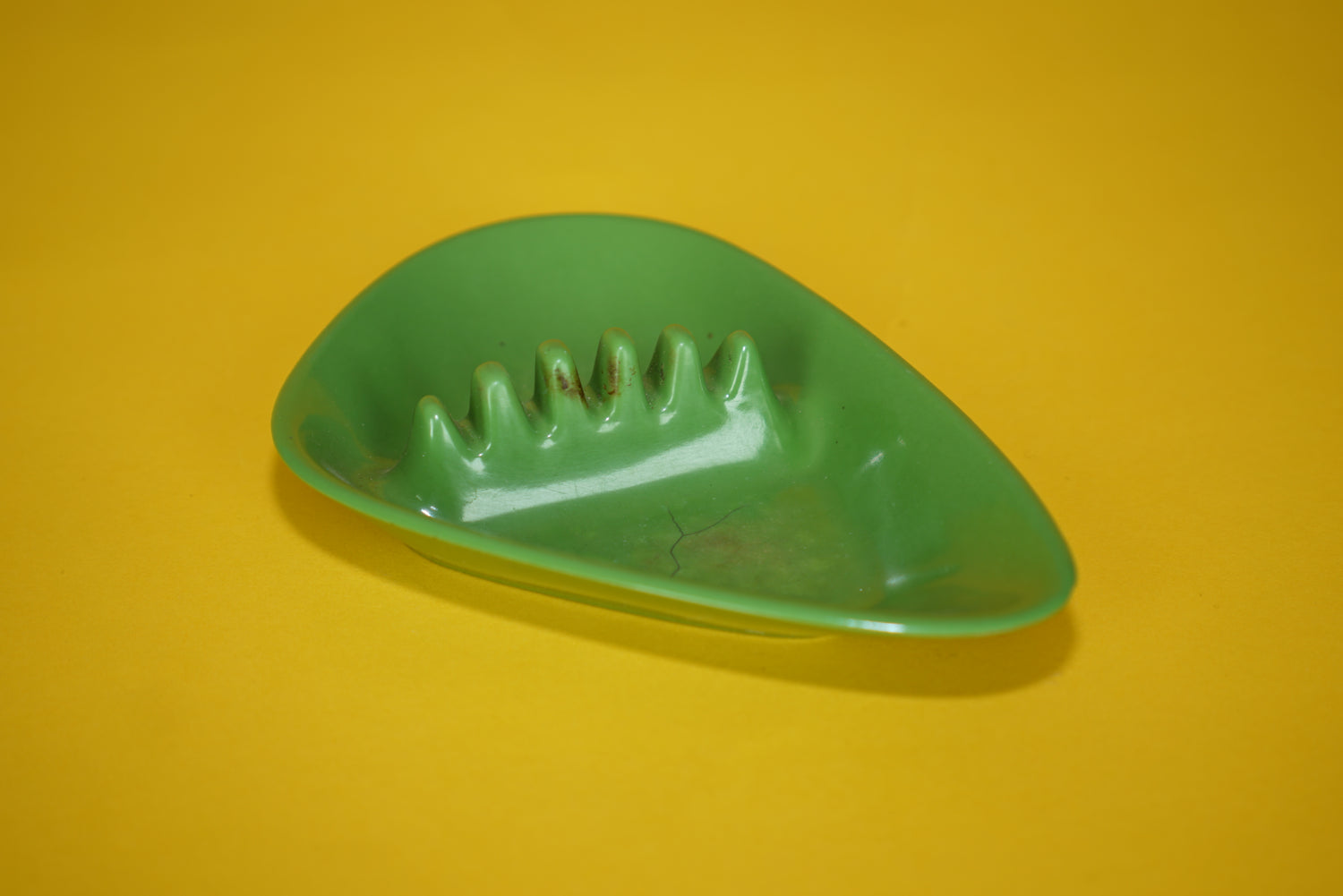 Vintage ashtray Anholt in green melmac