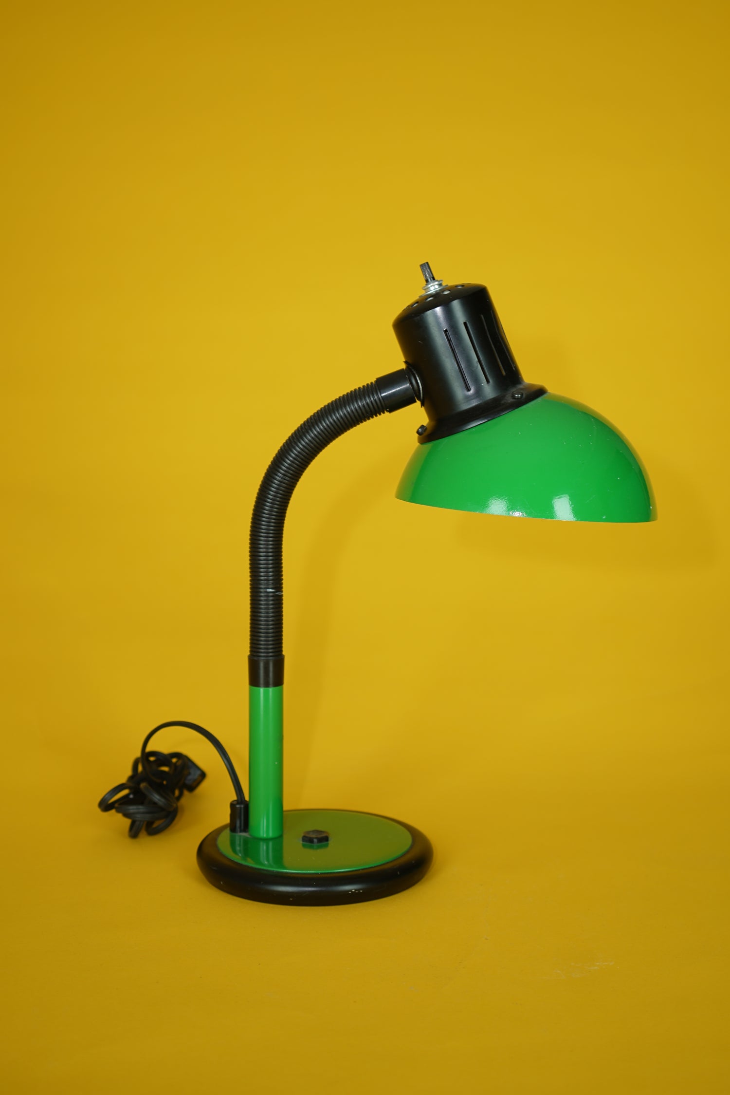 Lampe d'appoint rétro en métal