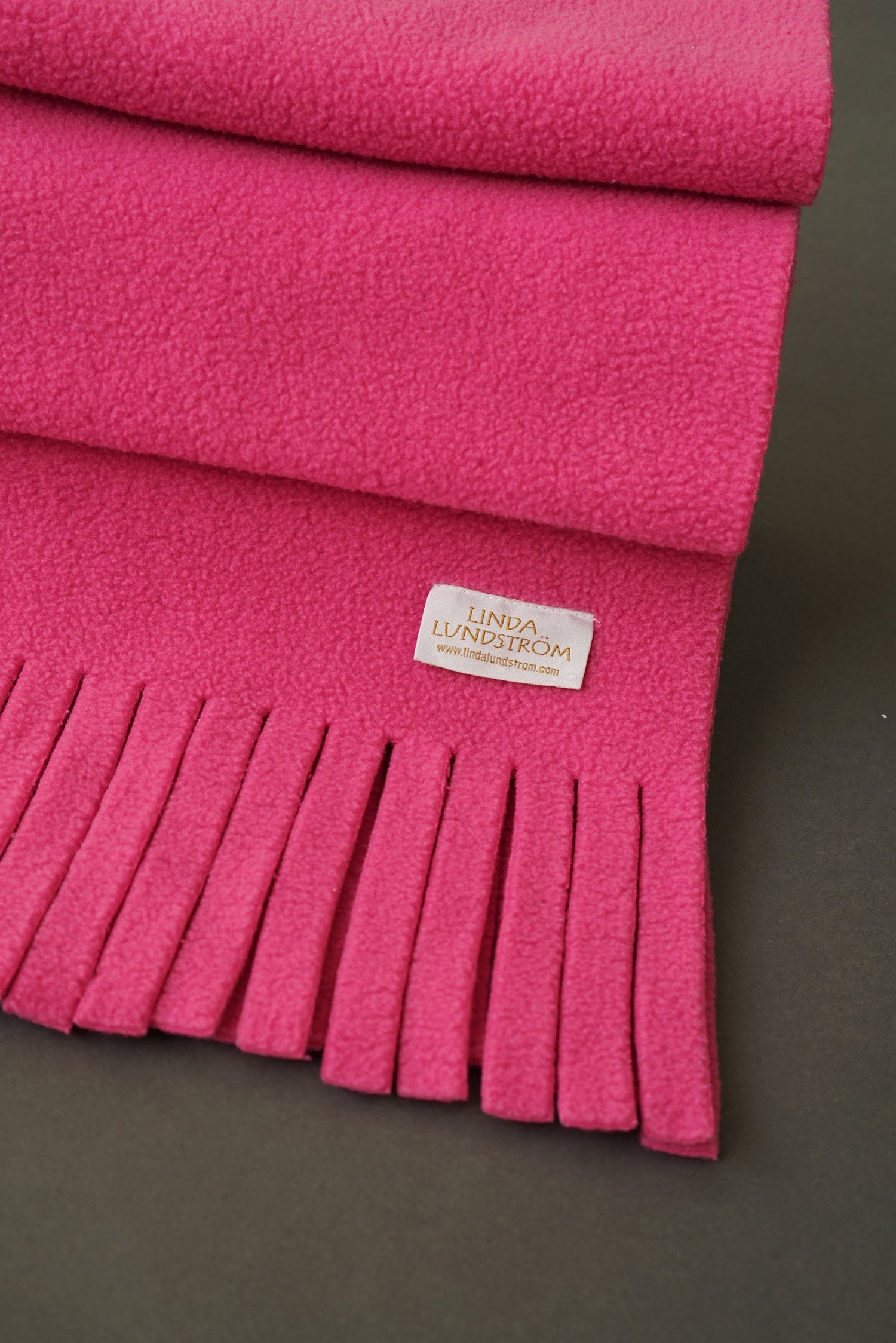 Vintage pink fleece scarf