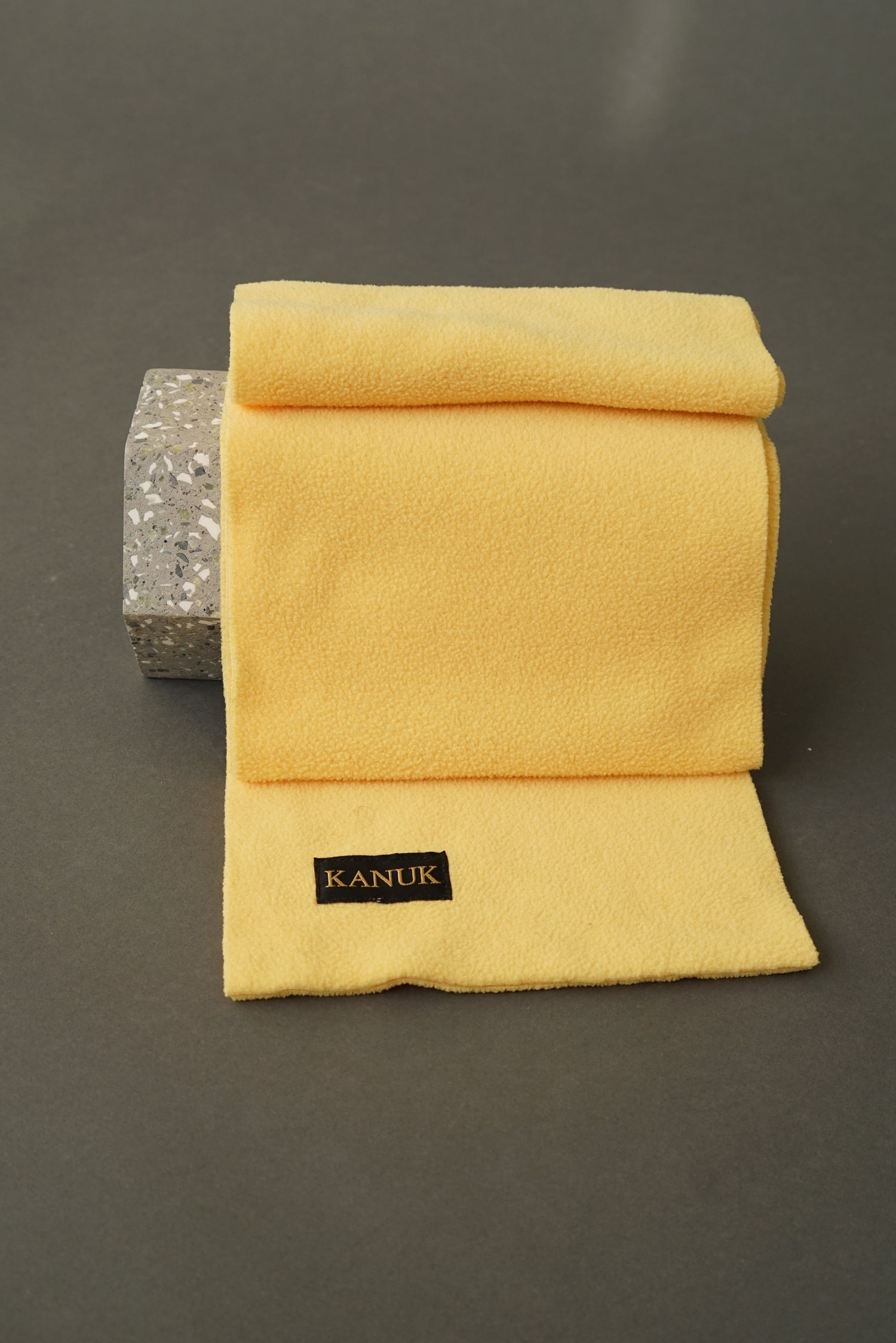 Kanuk scarf fleece